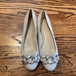 Banana Republic Women’s Flats Size: 8.0